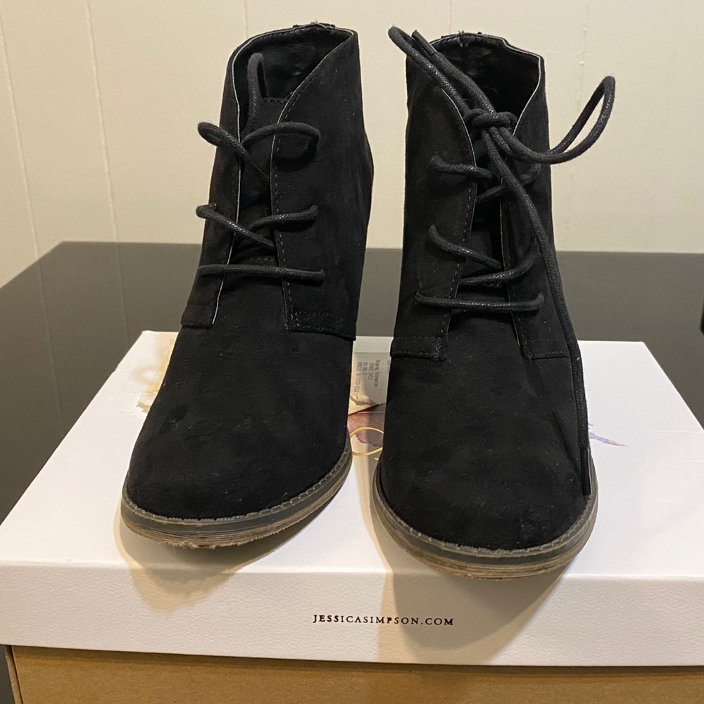 Boots - Picture 2 of 3